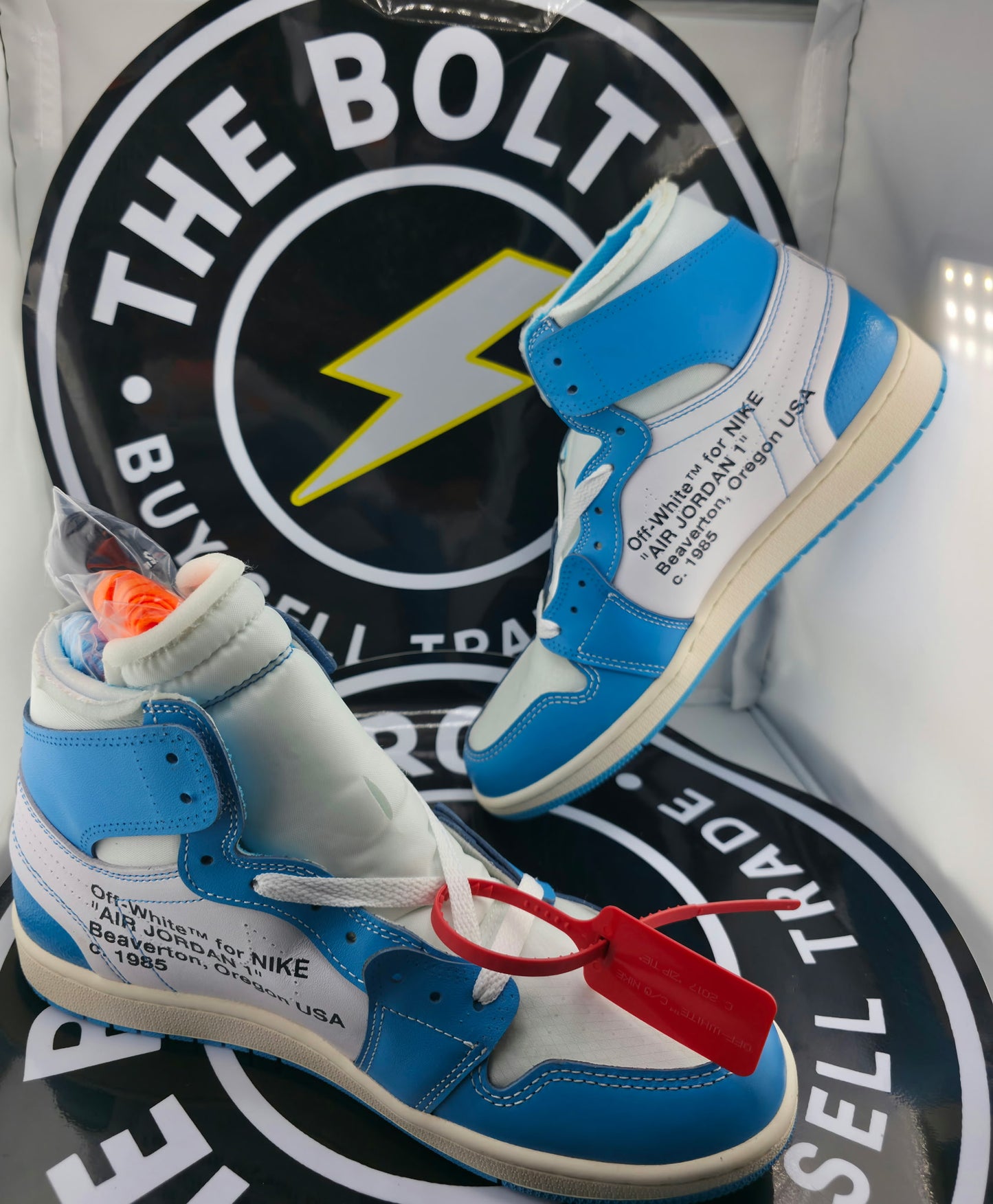 UA Jordan 1 Retro High - Off-White University Blue - Size 10M / 11.5W