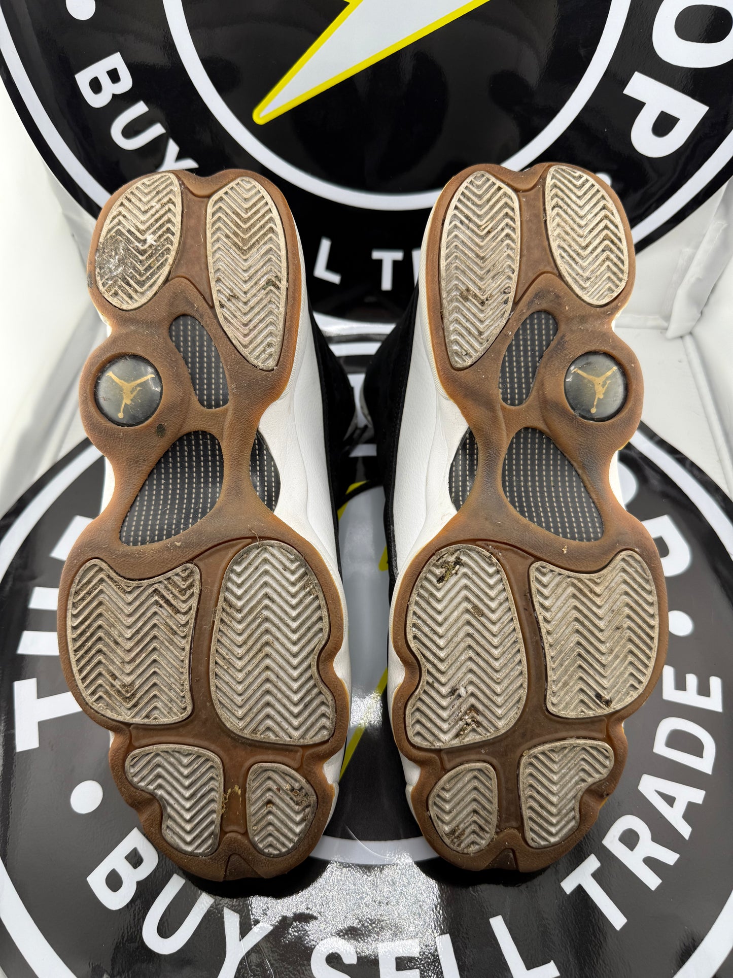 Nike Jordan 13 Retro - Black White Gum (GS) - Size 8.5Y