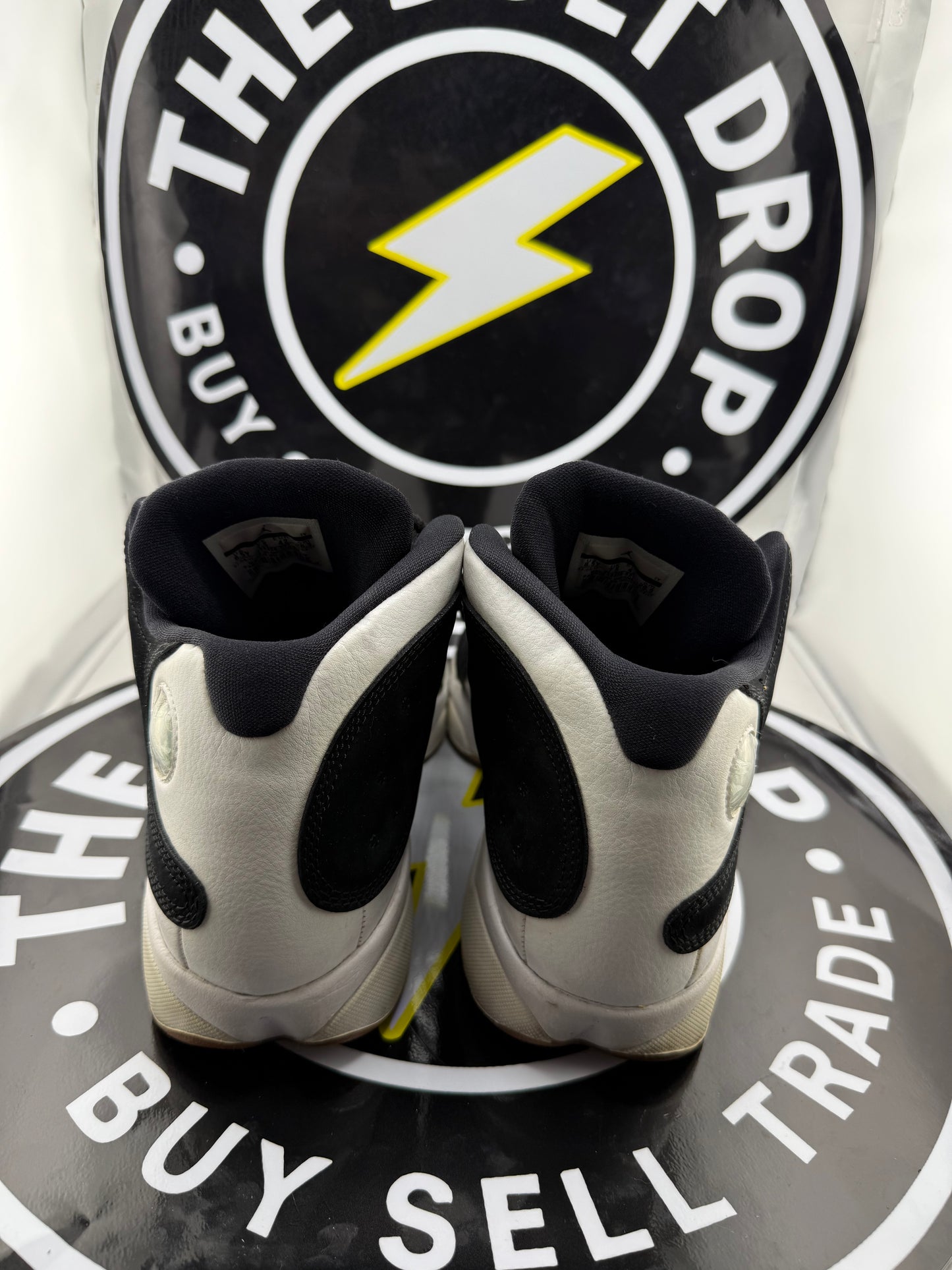Nike Jordan 13 Retro - Black White Gum (GS) - Size 8.5Y