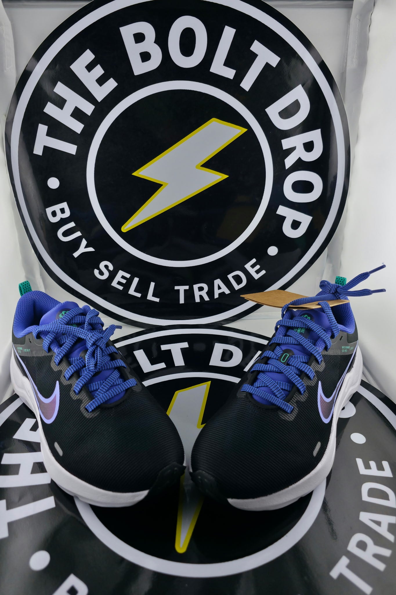 Nike Downshifter 12 - Black/Light Thistle-Lapis - Size 4.5M / 6W