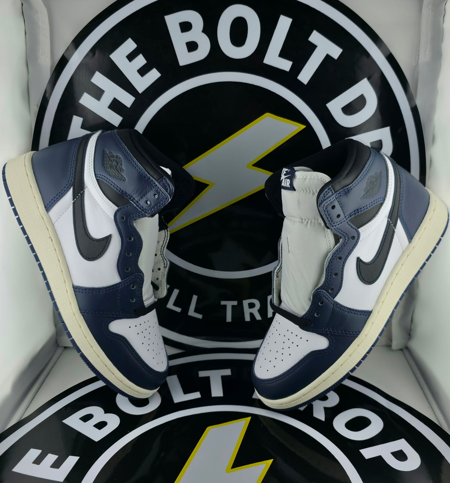 Nike Jordan 1 Retro High OG - Midnight Navy (GS) - Size 5.5Y