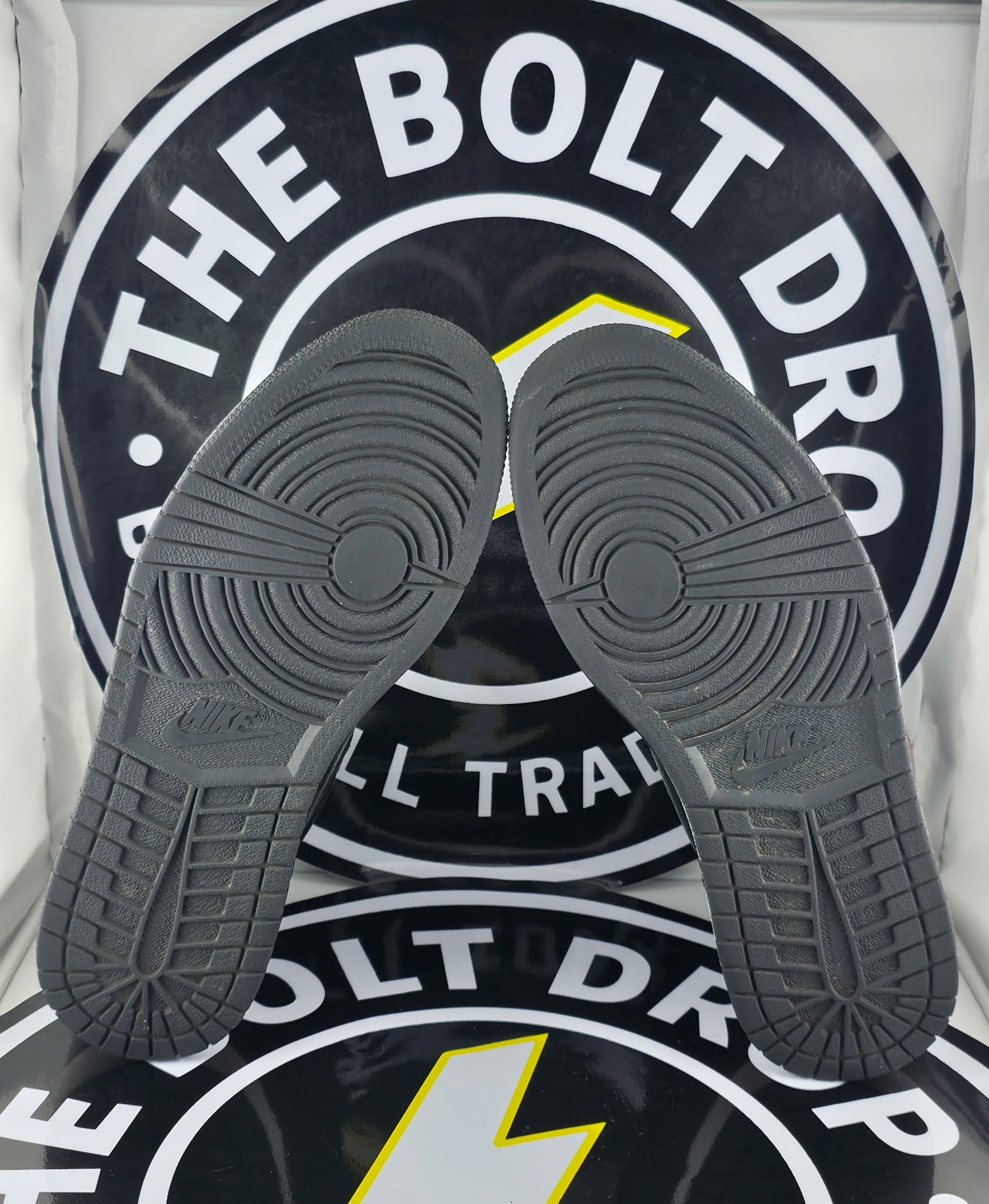 Nike Jordan 1 High - Black Satin Gym Red - Size 9M / 10.5W