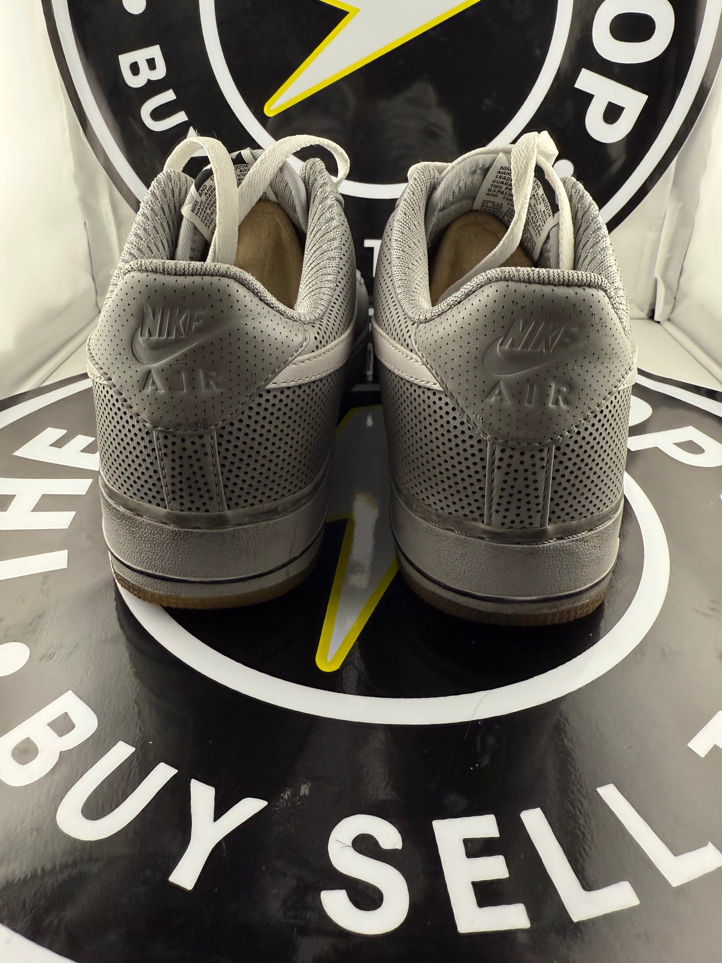 Nike Air Force 1 Low - Futura (2009) - Size 9.5M / 11W
