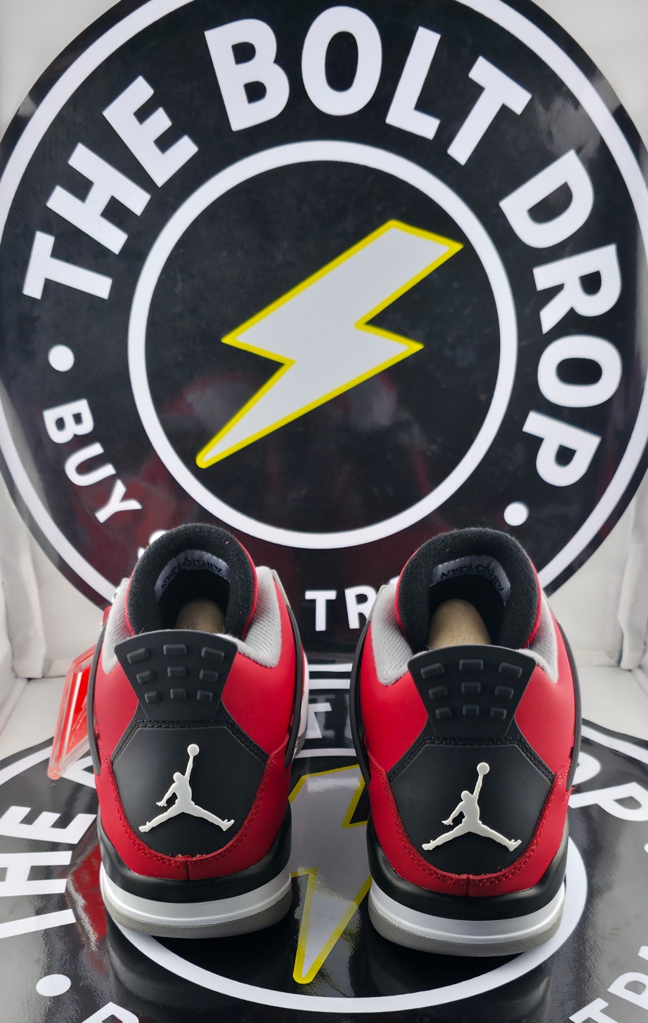 UA Jordan 4 Retro - Toro Bravo - Size 8.5M / 10W