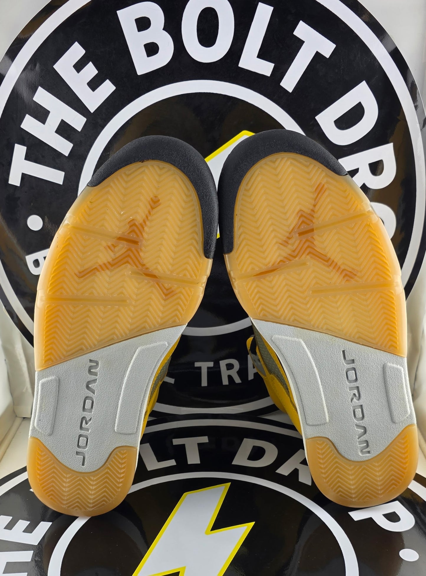 UA Jordan 5 Retro - T23 “Tokyo” - Size 8.5M / 10W