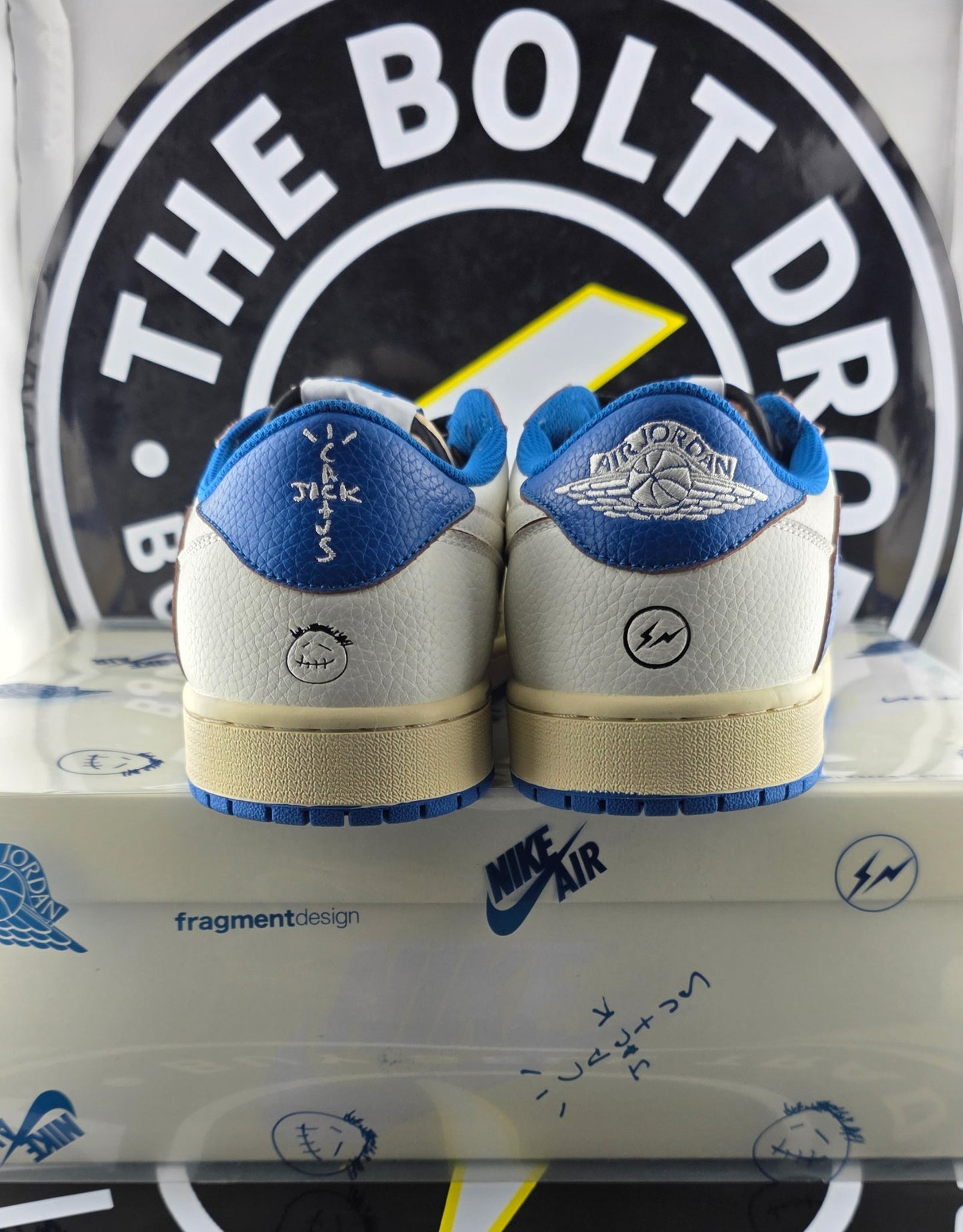 UA Travis Scott x Fragment x Air Jordan 1 Low OG - Size 10M / 11.5W