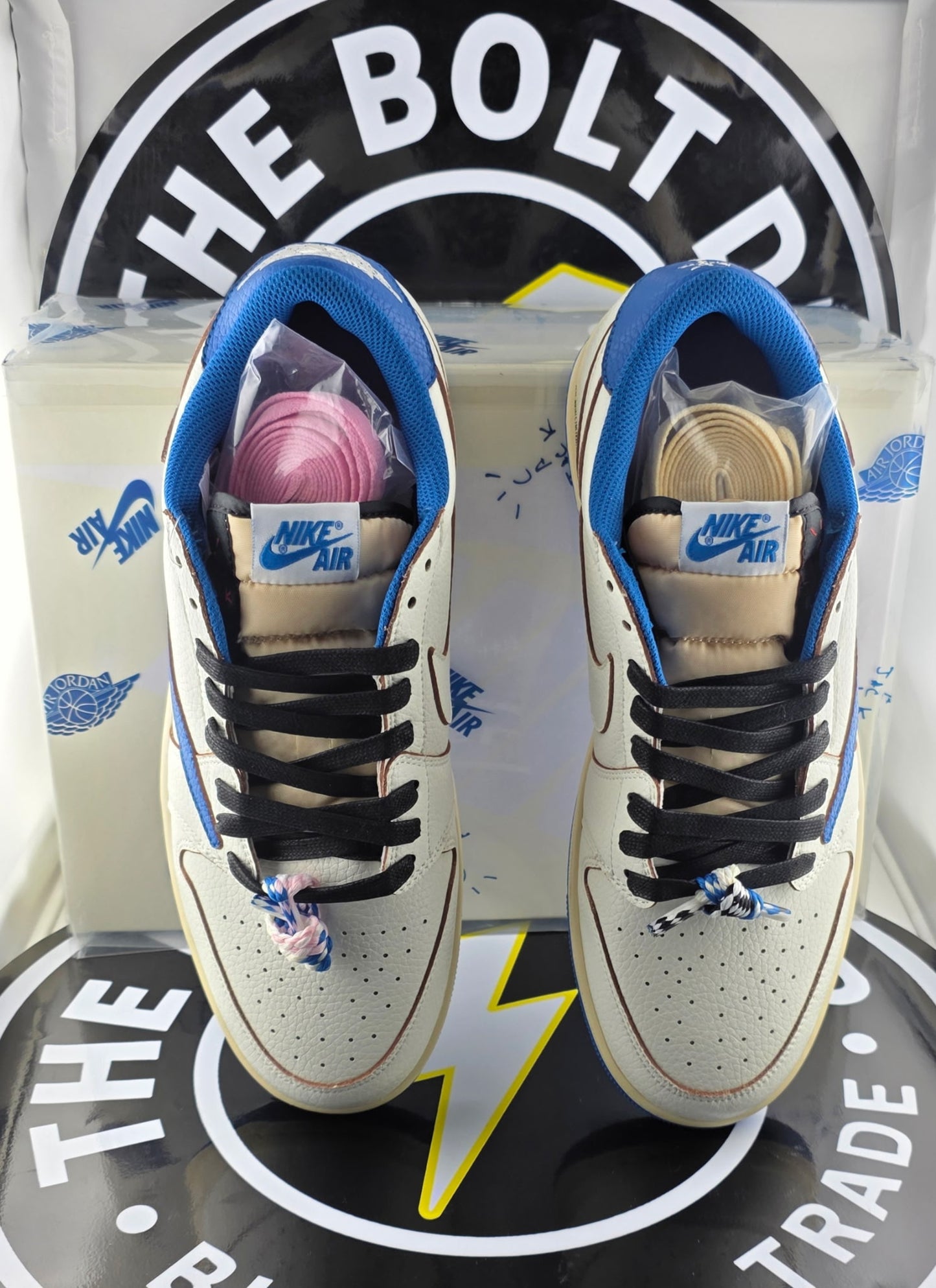 UA Travis Scott x Fragment x Air Jordan 1 Low OG - Size 12M / 13.5W