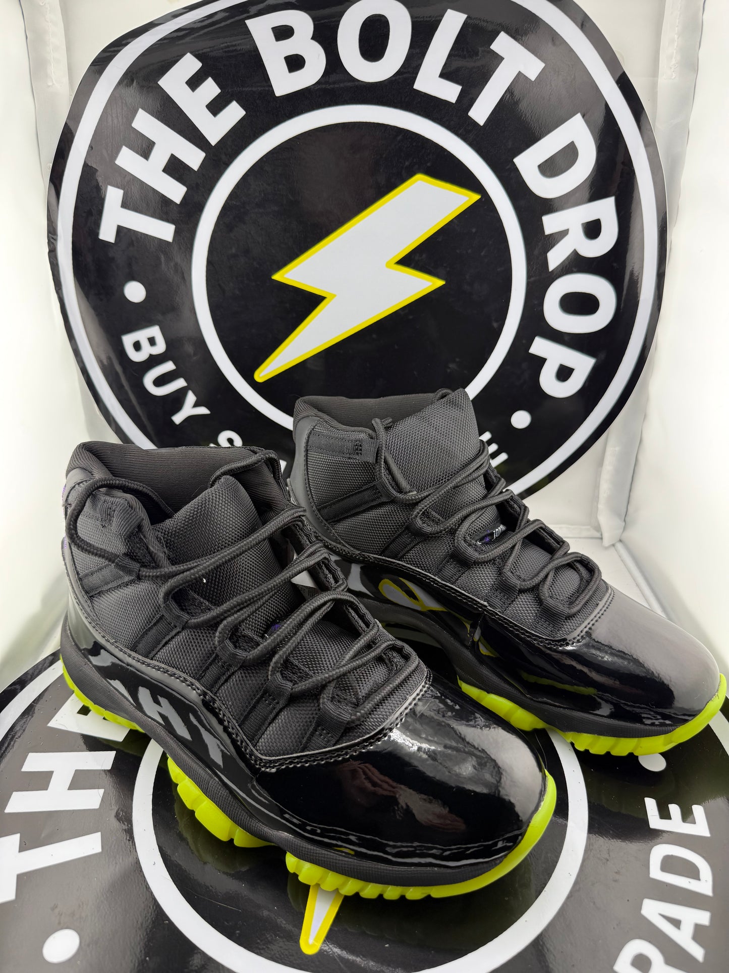 UA Jordan 11 Retro - Black/Barely Volt - Size 7M / 8.5W