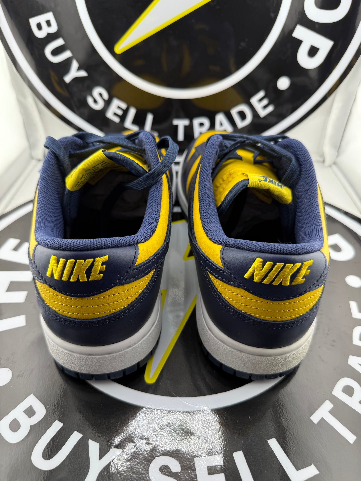 Nike Dunk Low - Michigan - Size 10.5M / 12W