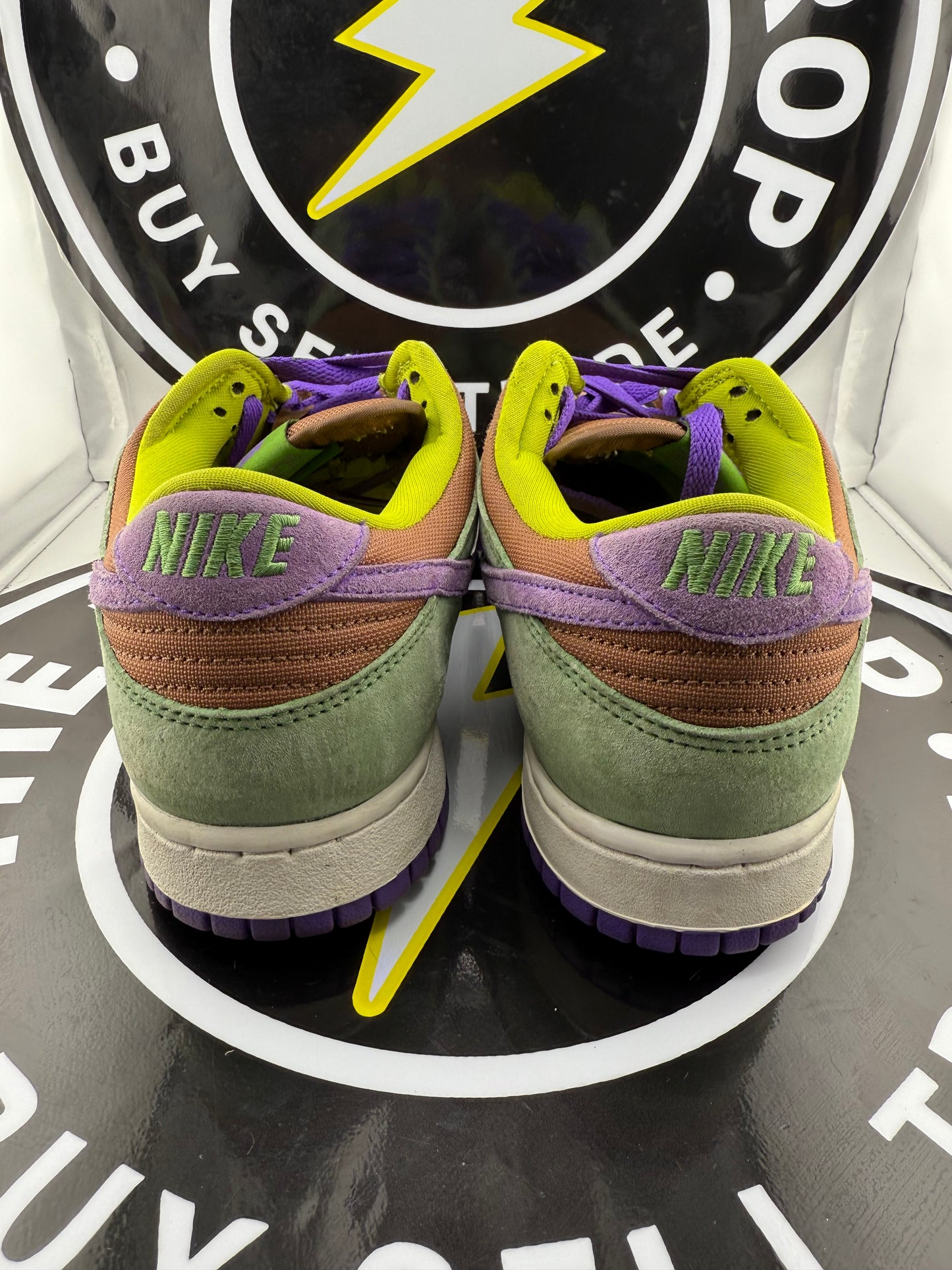 Nike Dunk Low - Veneer - Size 9.5M / 11W