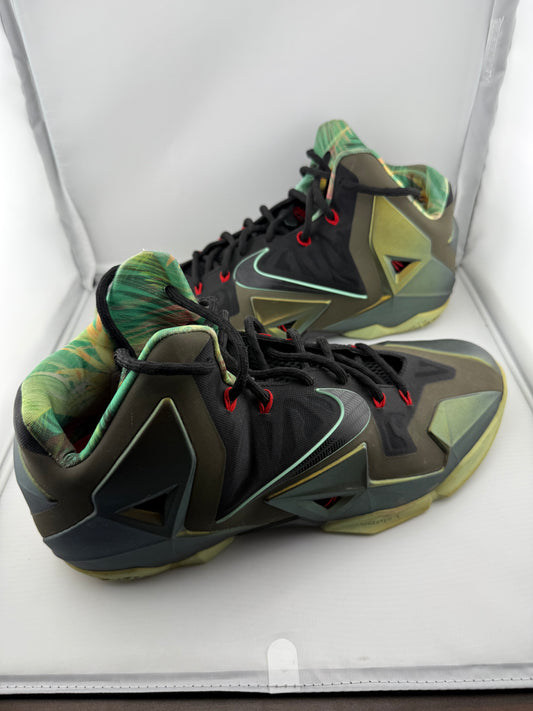 Nike LeBron 11 - “Kings Pride” - Size 13M / 14.5W