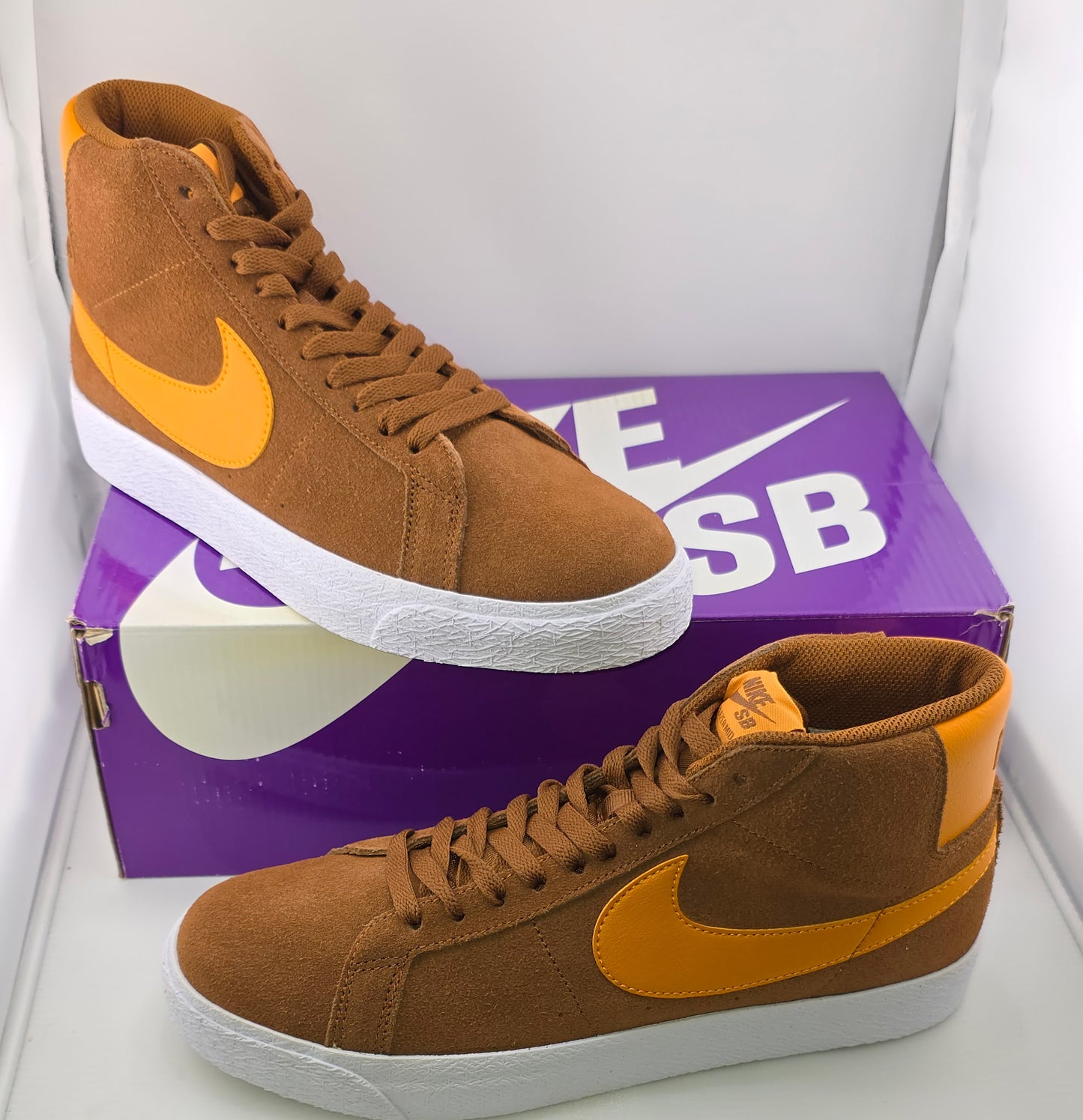 Nike SB Blazer Mid - Pecan Light Curry - Size 8.5M / 10W