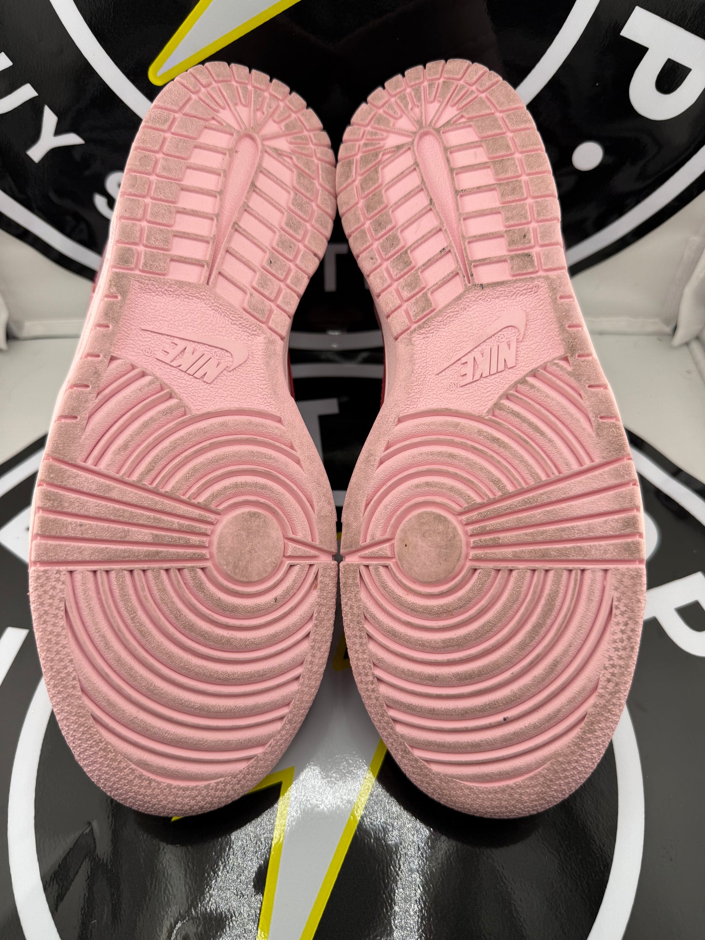 Nike Dunk Low - Triple Pink - Size 6Y