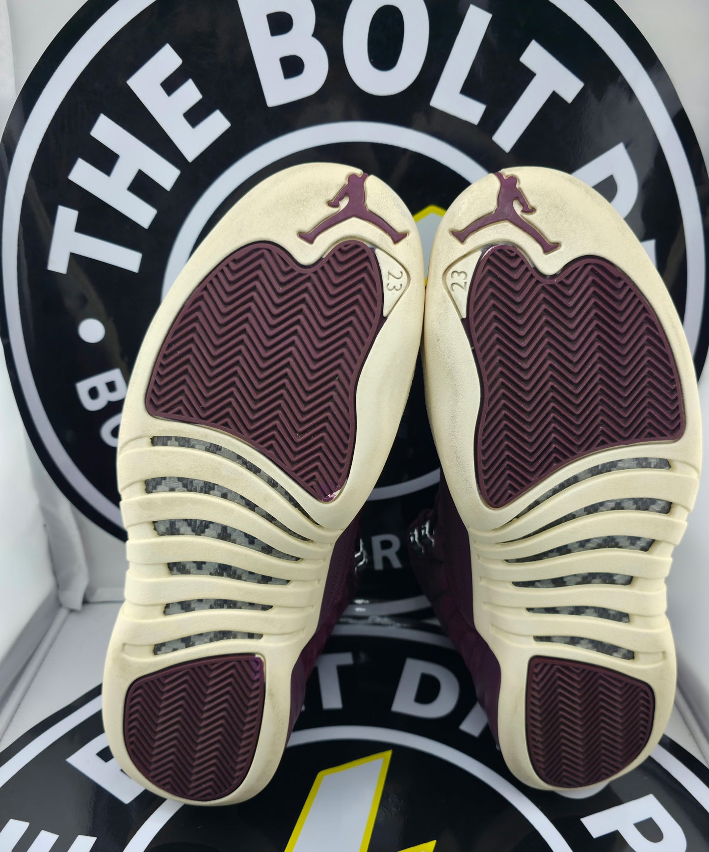 Nike Jordan 12 Retro - Bordeaux - Size 9.5M / 11W
