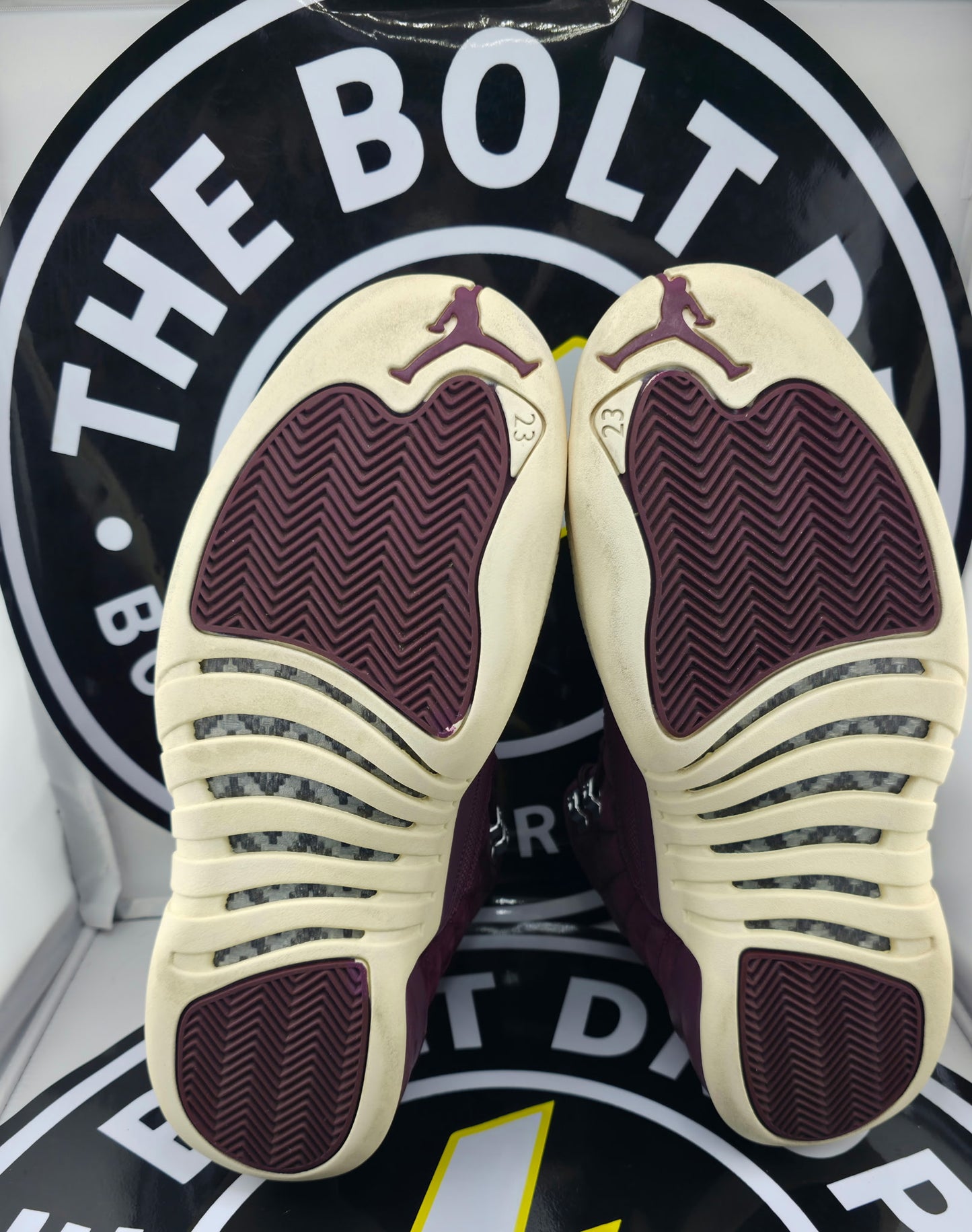 Nike Jordan 12 Retro - Bordeaux - Size 9.5M / 11W