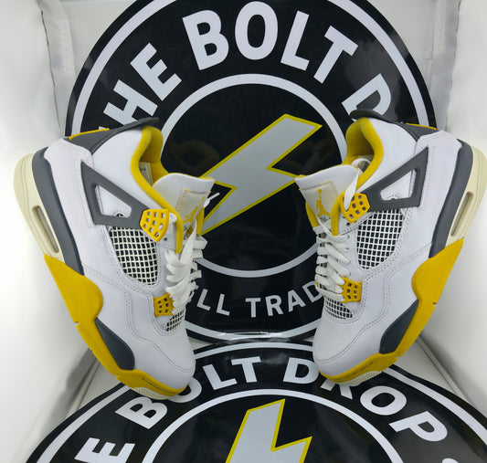 Nike Jordan 4 Retro - Vivid Sulfur - Size 6.5M / 8W