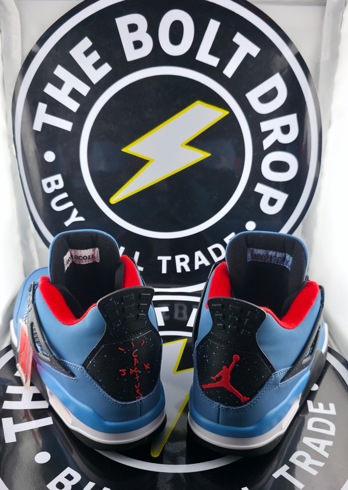 UA Jordan 4 Retro - Travis Scott Cactus Jack - Size 11M / 12.5W