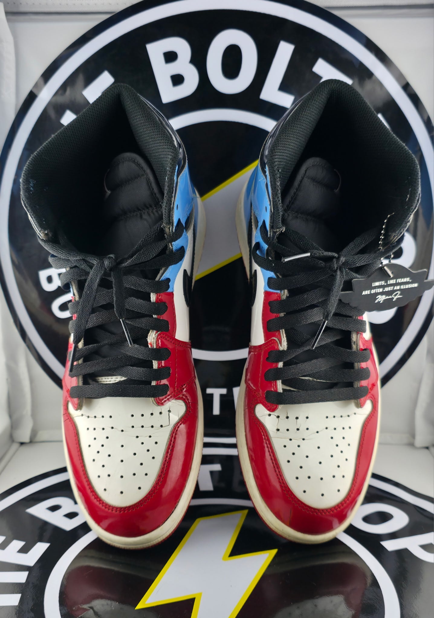 Nike Jordan 1 High OG - Fearless UNC Chicago - Size 11M / 12.5W