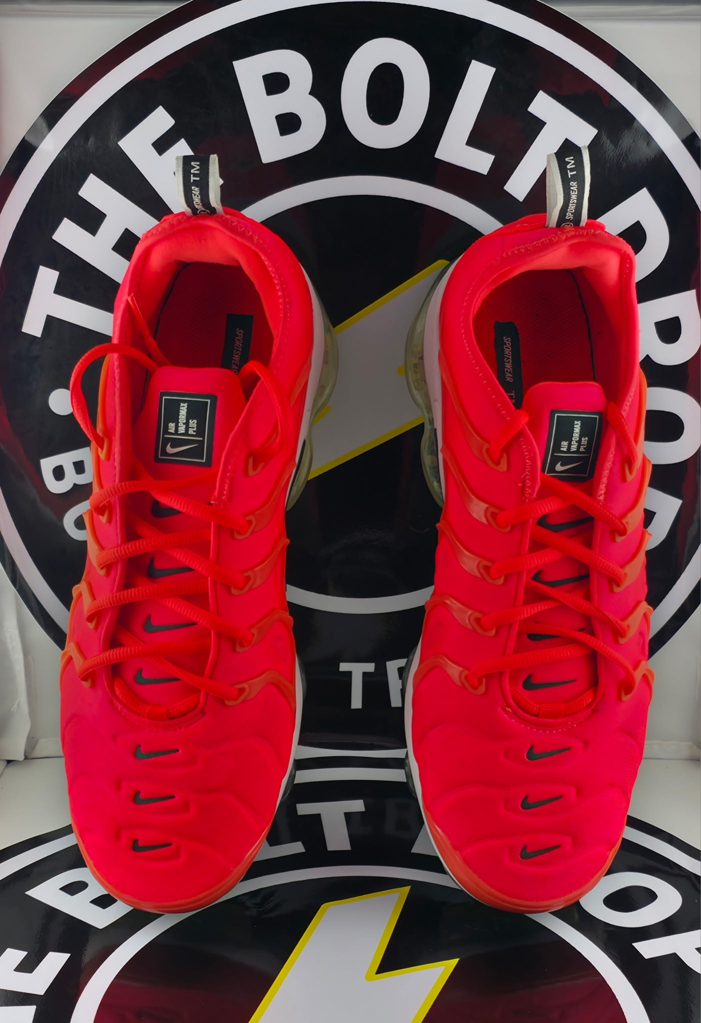 Nike Air VaporMax Plus - Overbranding Bright Crimson - Size 11M / 12.5W