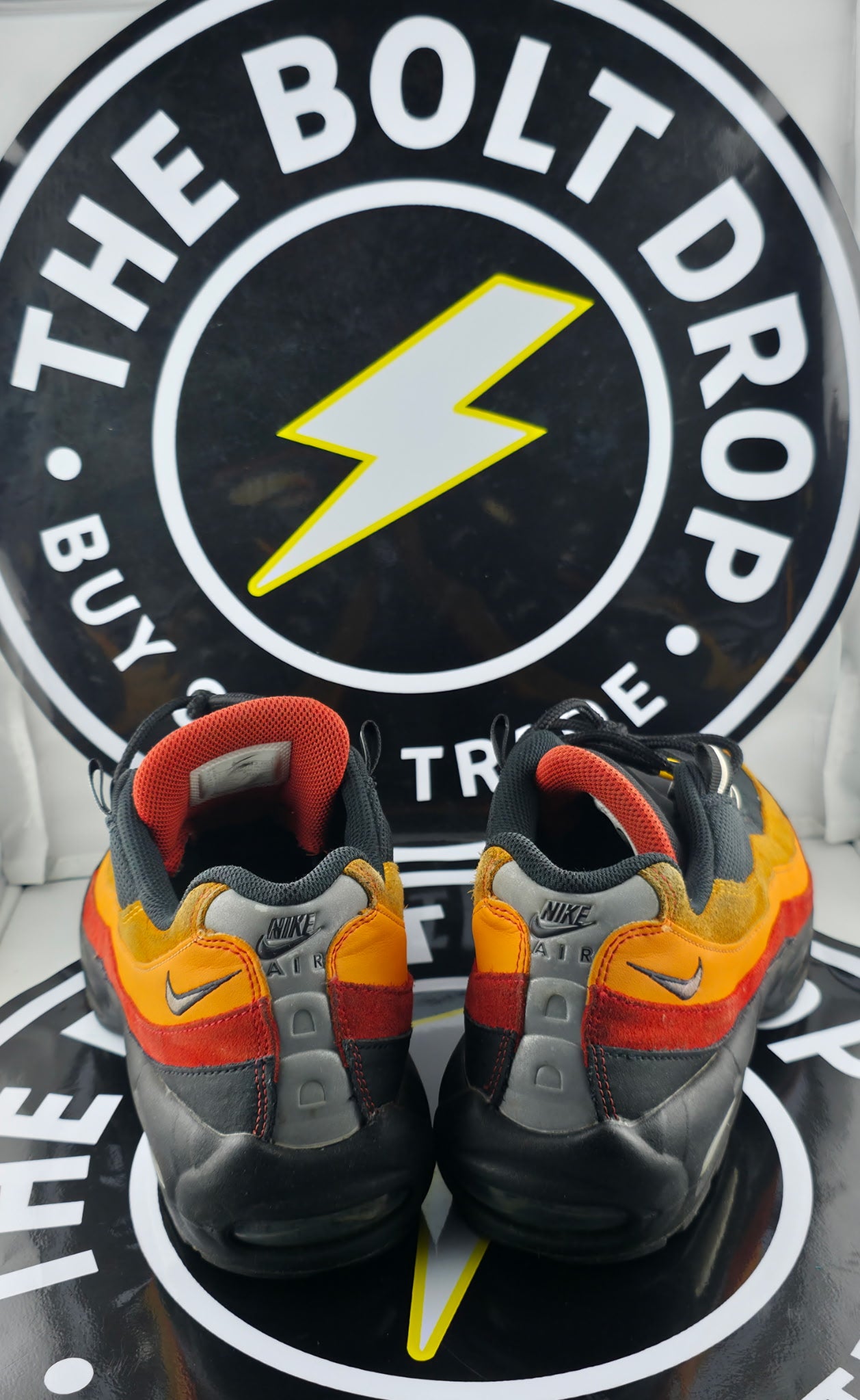 Nike Air Max 95 - Black Kumquat - Size 9.5M / 11W