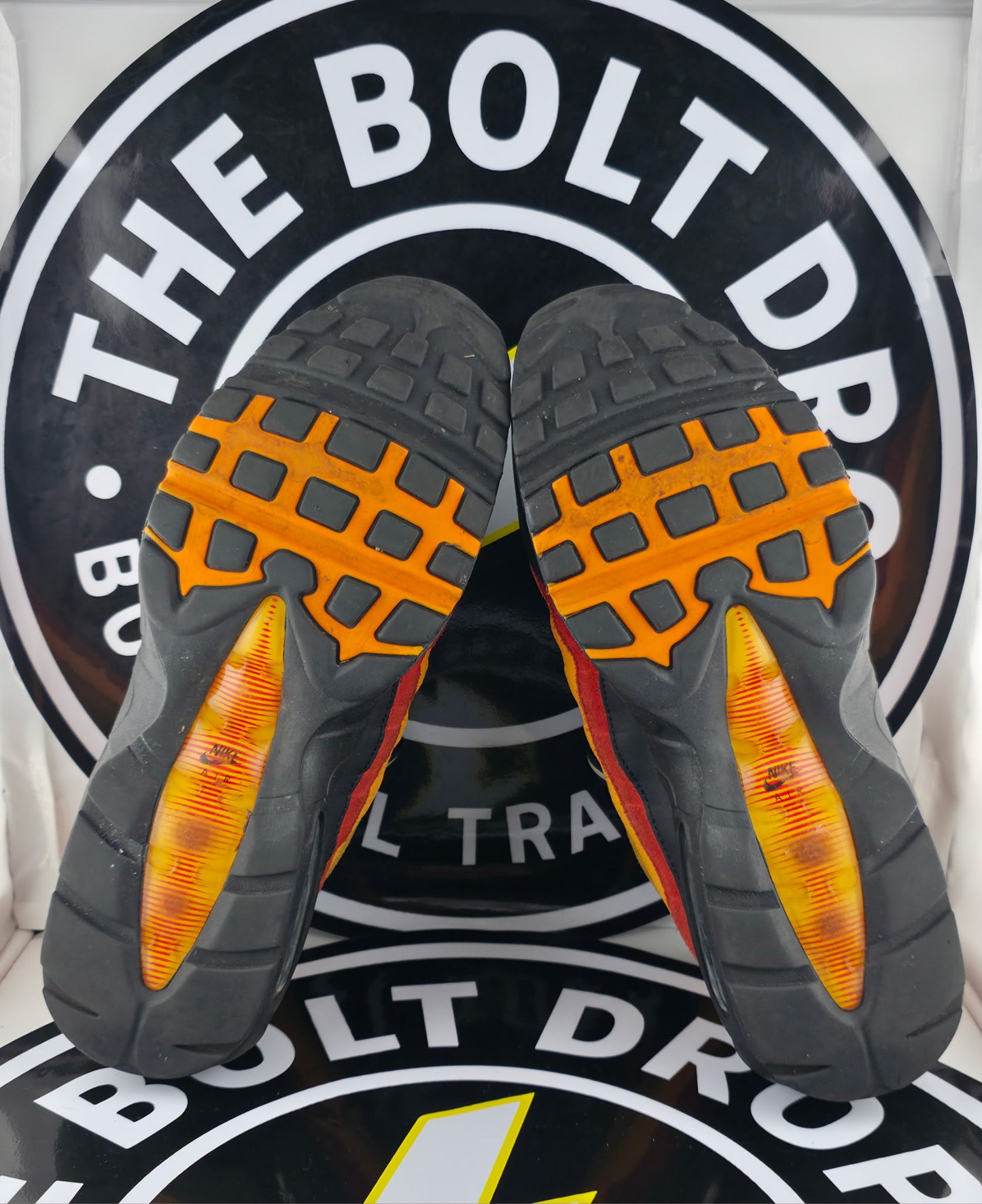 Nike Air Max 95 - Black Kumquat - Size 9.5M / 11W