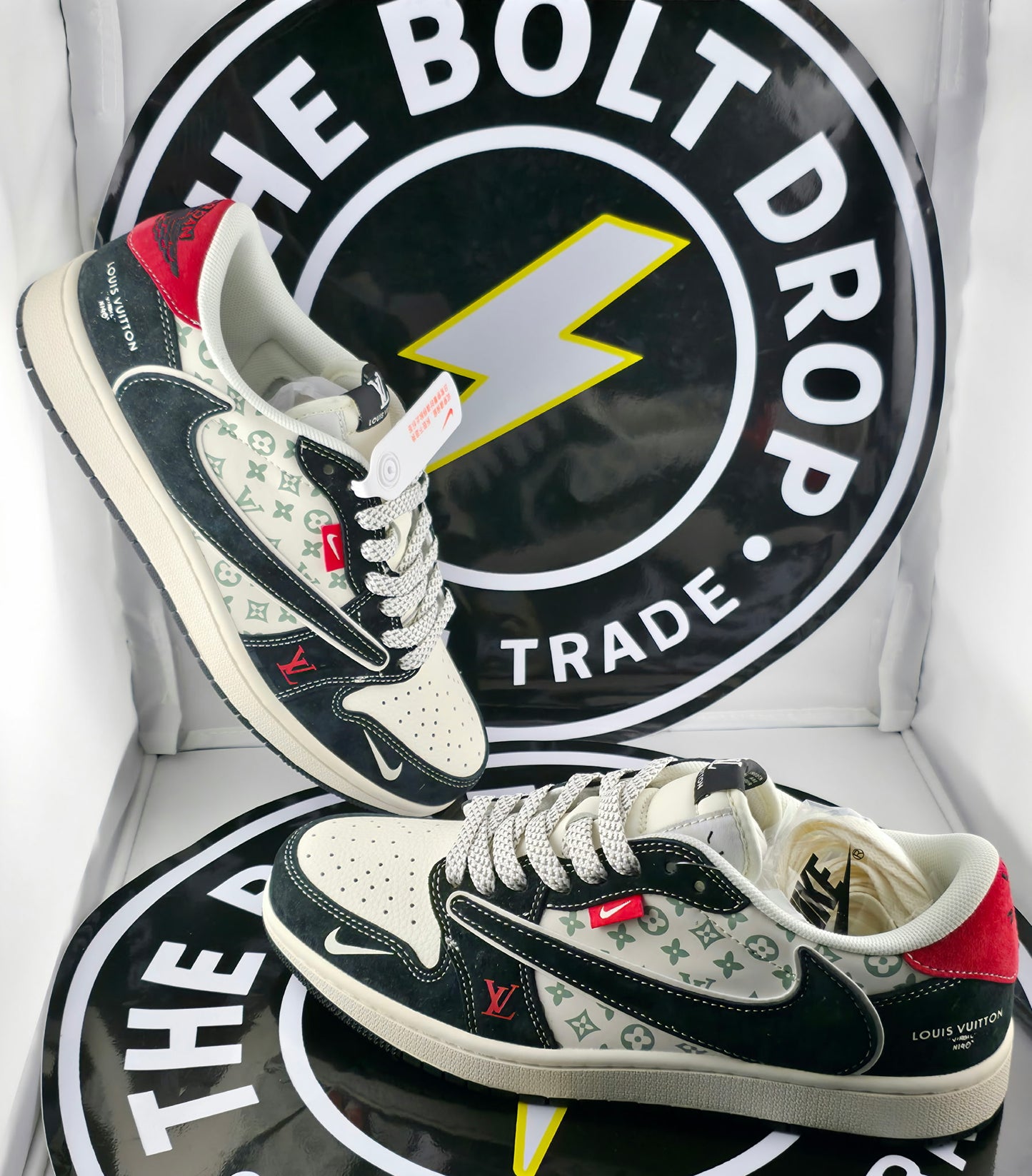UA Jordan 1 Low OG SP - Travis Scott Louis Vuitton - Size 10.5M / 12W