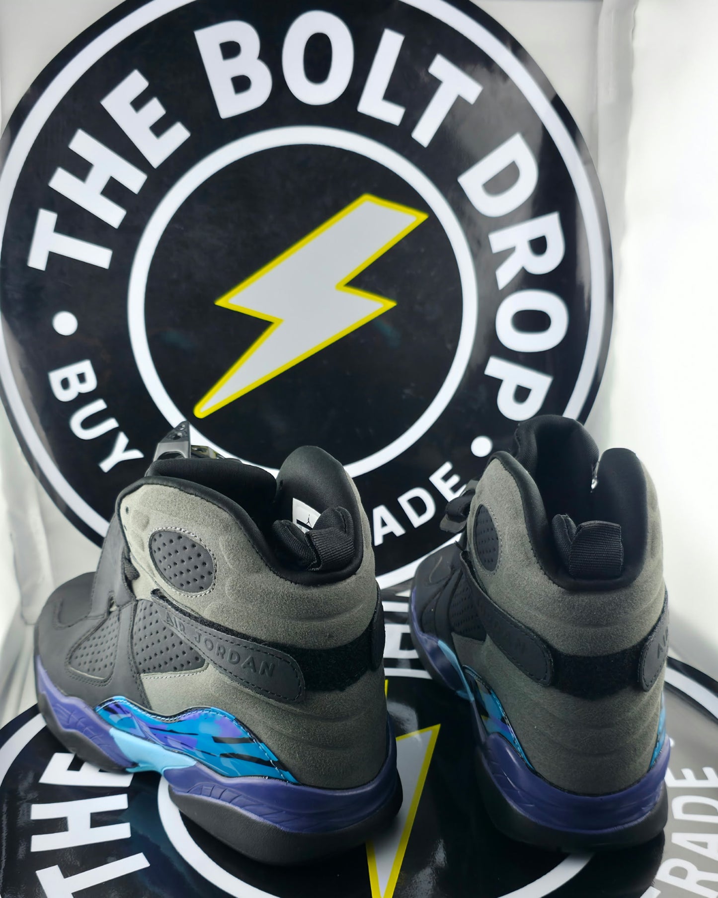 UA Jordan 8 Retro - Aqua (2025) - Size 11M / 12.5W
