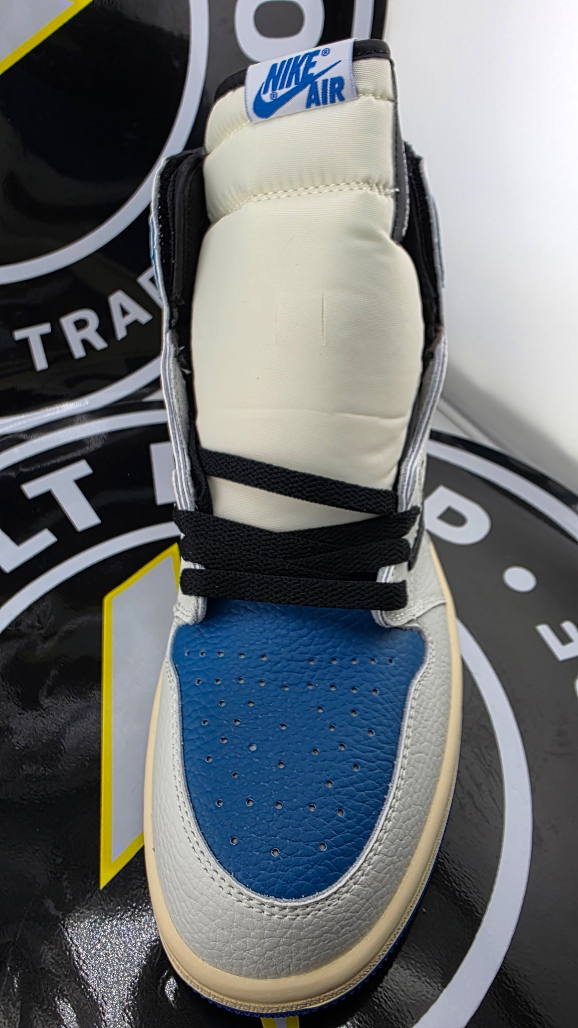 UA Jordan 1 Retro High - Travis Scott Fragment X - Size 11M / 12.5W
