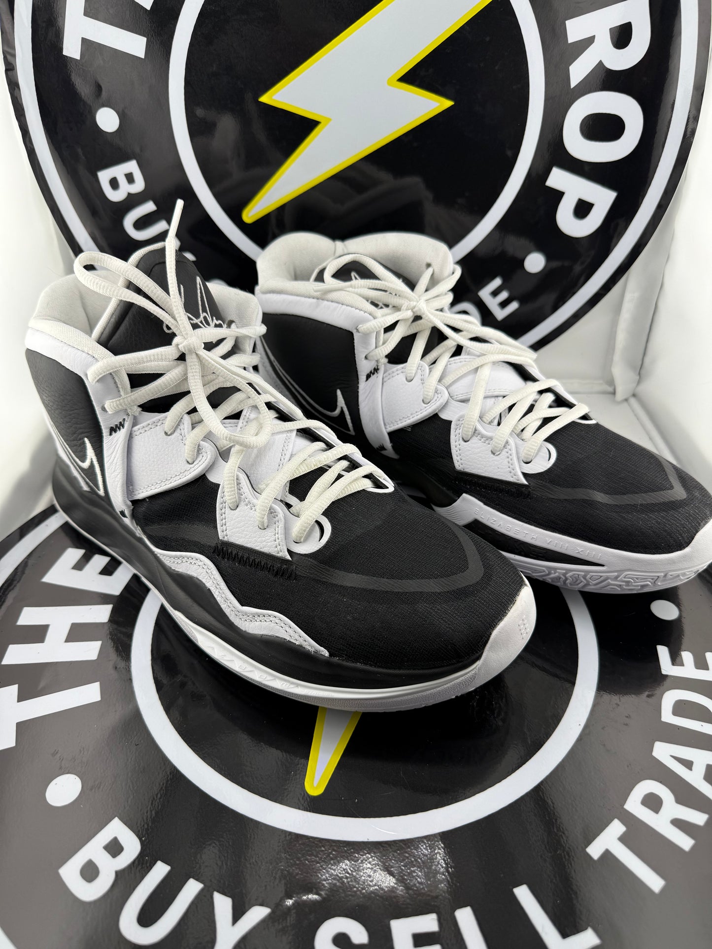 Nike Kyrie Infinity TB - Black White - Size 11M / 12.5W