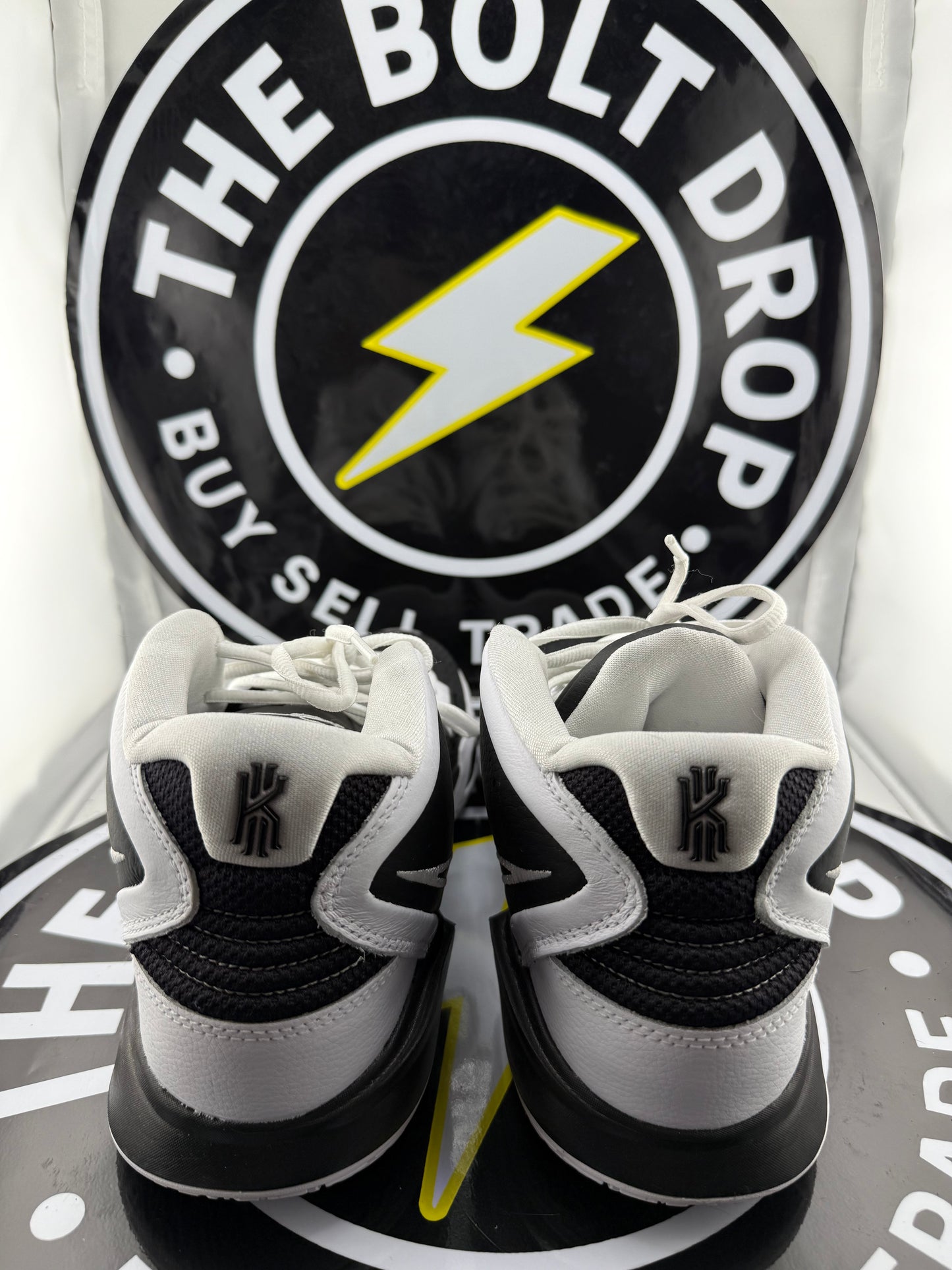 Nike Kyrie Infinity TB - Black White - Size 11M / 12.5W
