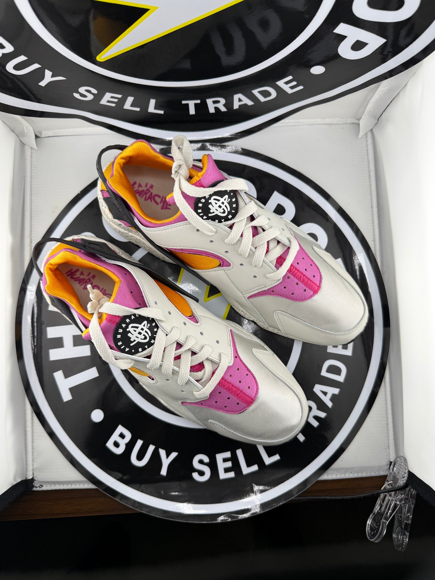 Nike Air Huarache - University Gold Pink - Size 12.5M / 14W