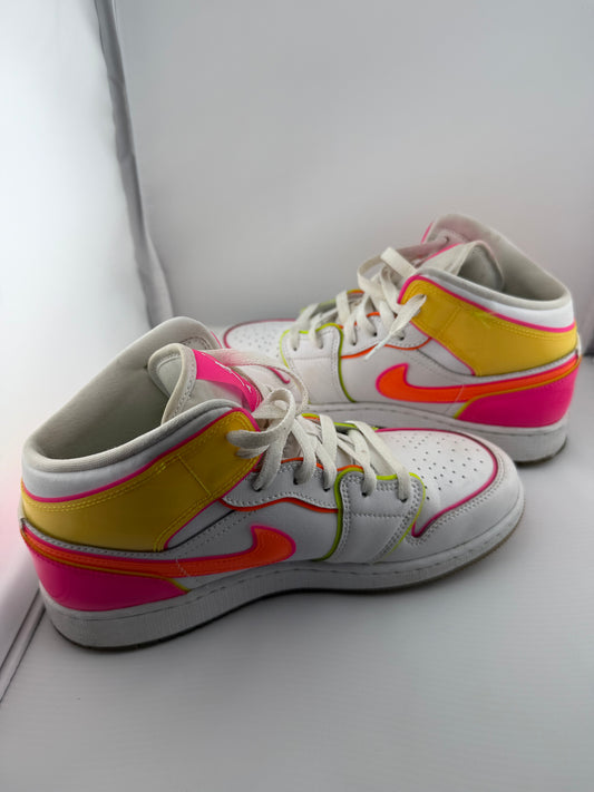 Nike Air Jordan 1 Mid GS "Edge Glow" - Size 7Y / 7M / 8.5W