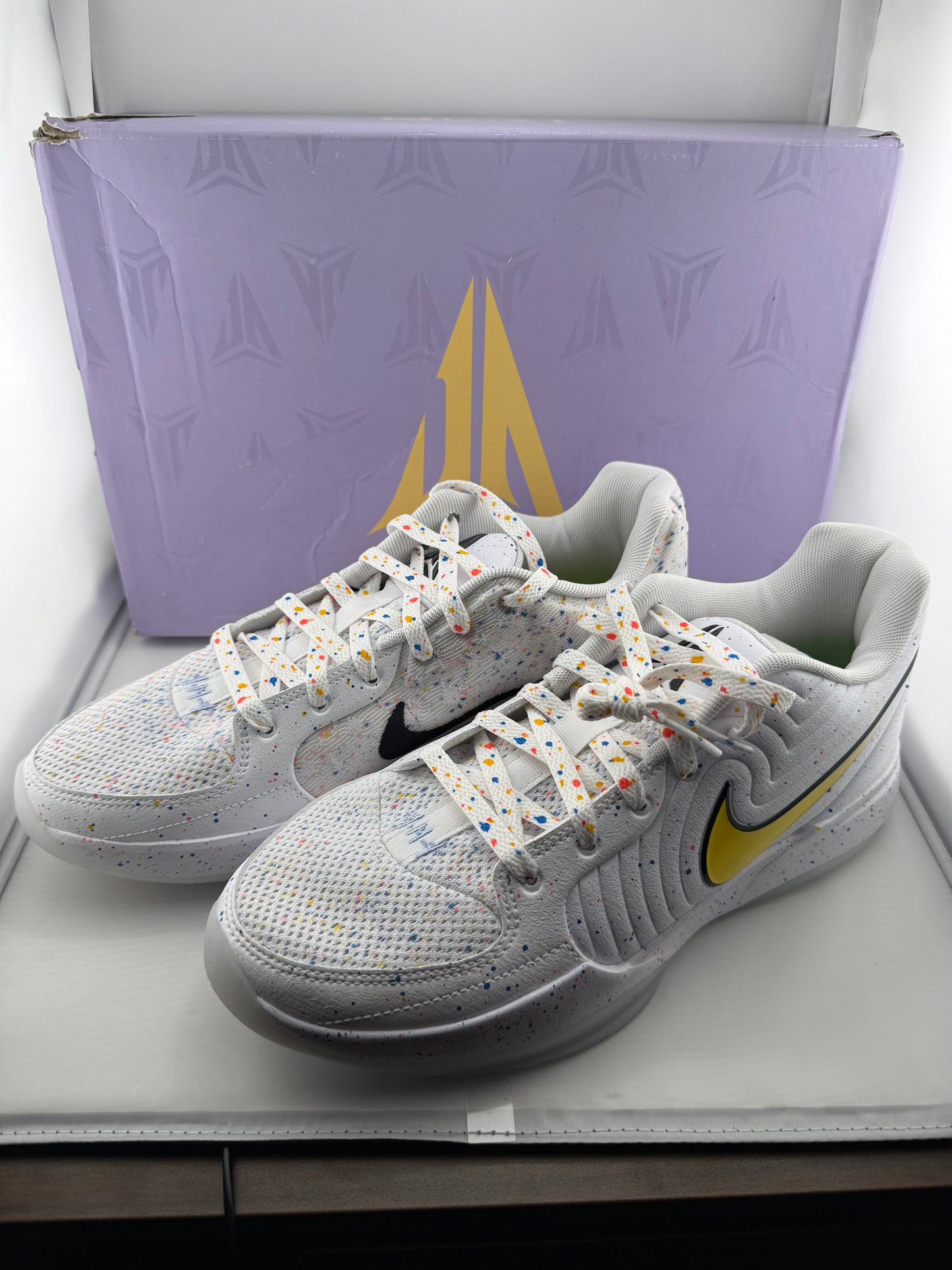 Nike JA2 Ja-Breaker - Size 10M / 11.5W